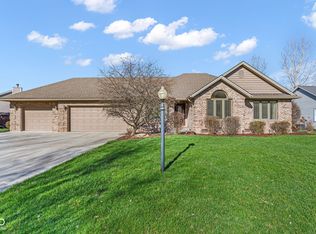 825 Robin Wood Pl, Greencastle, IN