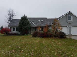 444 Golf View Dr, Sandusky, MI 48471