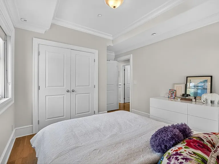 1912 W 36th Ave — Photo 23