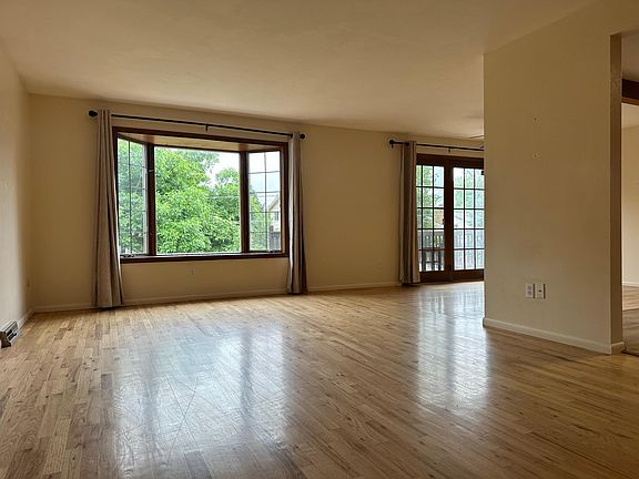 upper level living area