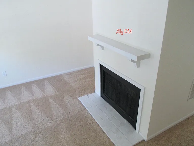 1822 Charles Ct #1 — Photo 6