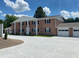 6110 Portage St NW #2, North Canton, OH 44720