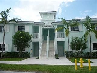 2nd image of 2731 NE 3rd Dr Unit 202