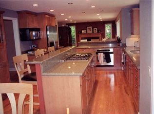 3214 89th Pl SE, Mercer Island, WA 98040