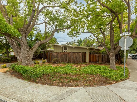 3rd image of 4144 Park Blvd