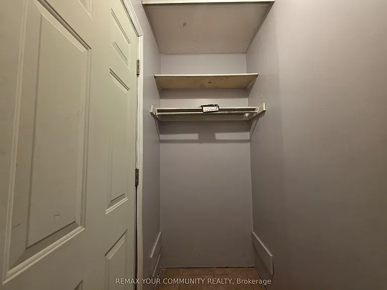 331 Phillip Murray Ave #BASEMENT — Photo 12