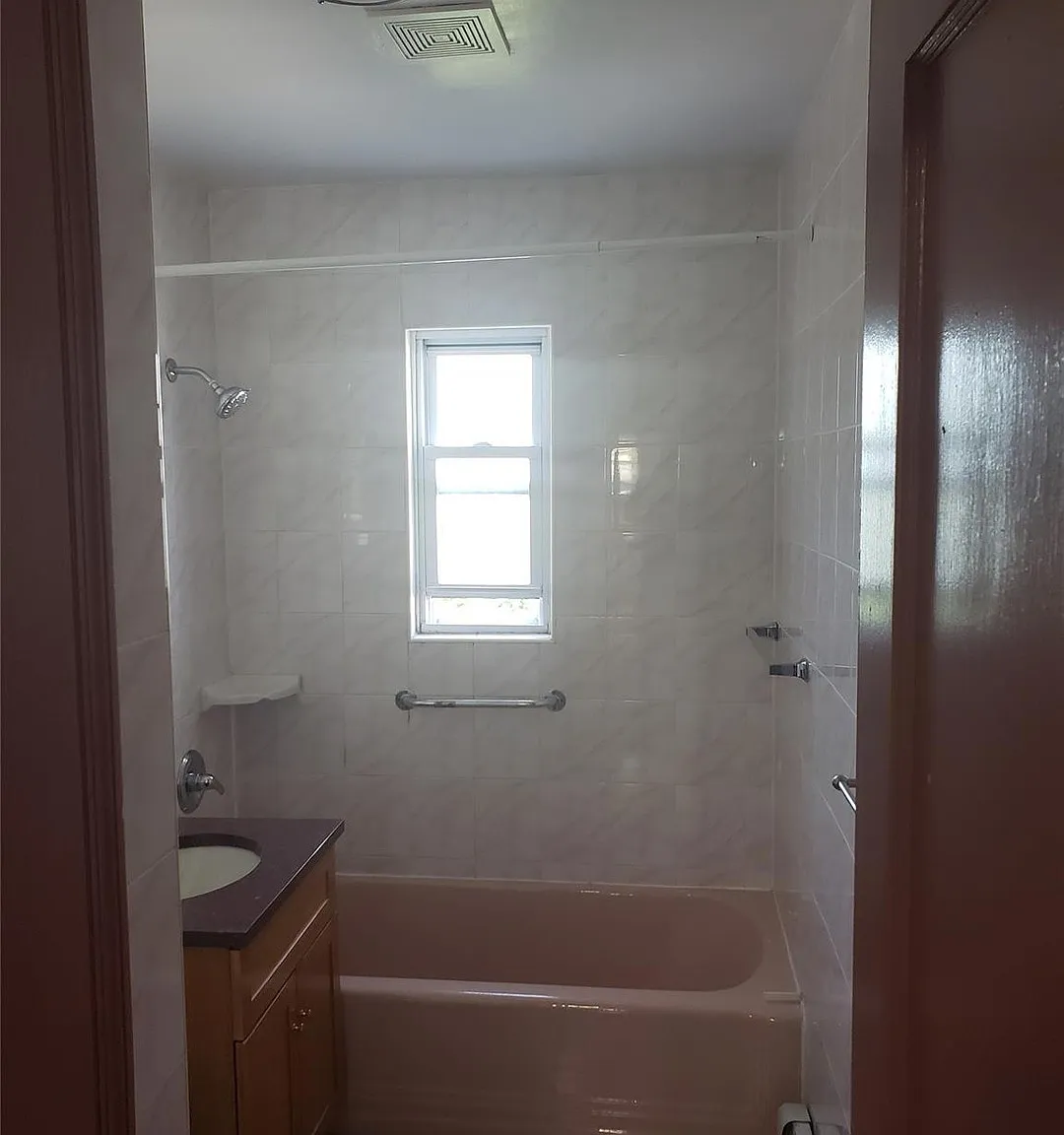 3 bed, 800 sqft, $3,800 — Photo 4