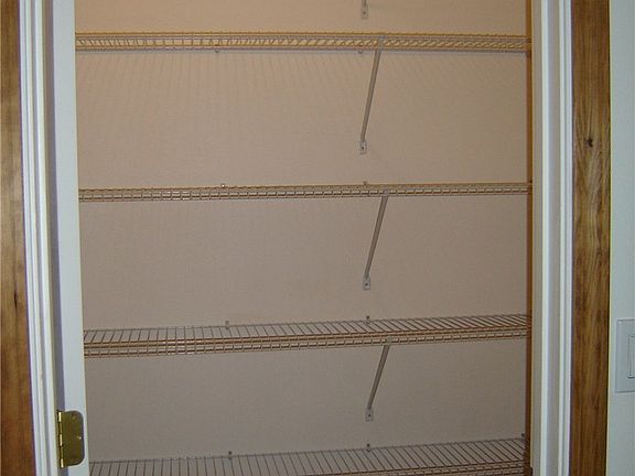 4th image of 2822 200th Avenue KPS