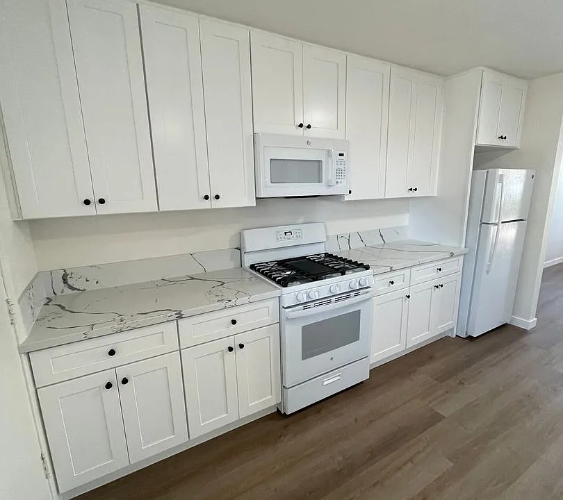 5214-20 Santa Margarita St