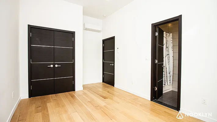 Rented by Nooklyn NYC LLC | media 48