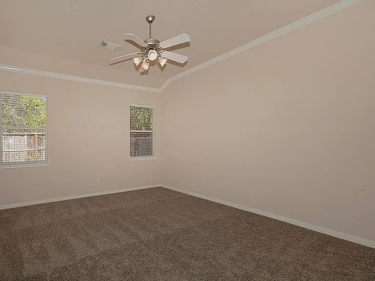 47 N Spinning Wheel Cir — Photo 14
