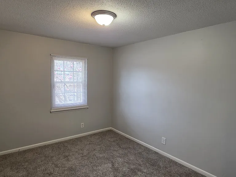 1923 Vantage Point Pl #A — Photo 18