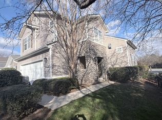 9420 Meadowmont View Dr, Charlotte, NC 28269