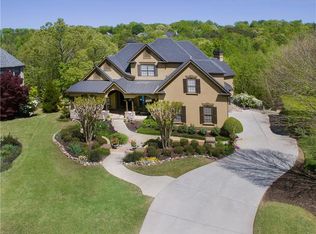 6015 Somerset Ct, Suwanee, GA 30024