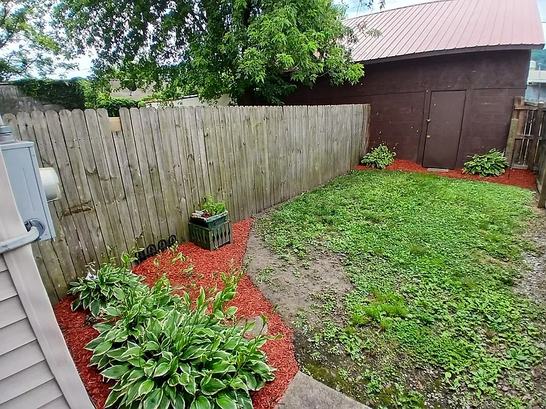 1313 Virginia Ave — Photo 14