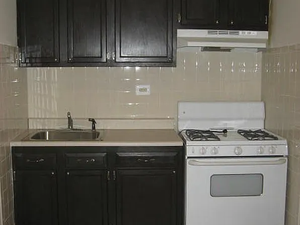 374 S 2nd St APT 39, Brooklyn, NY 11211