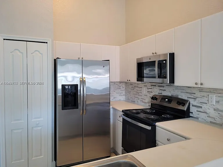 1543 SE 25th St #207 — Photo 4