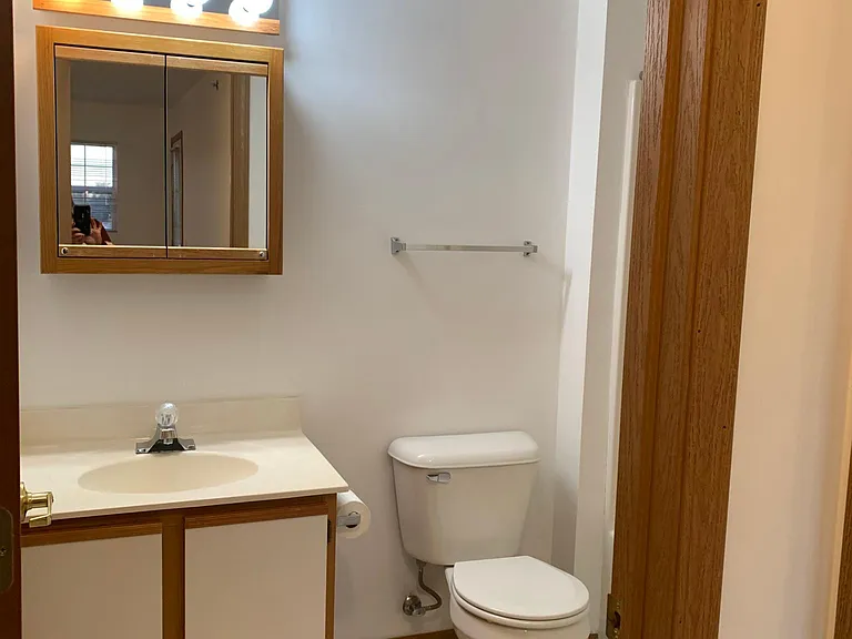 Spacious bathroom