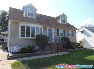 1107 Oakland Terrace Rd, Halethorpe, MD 21227