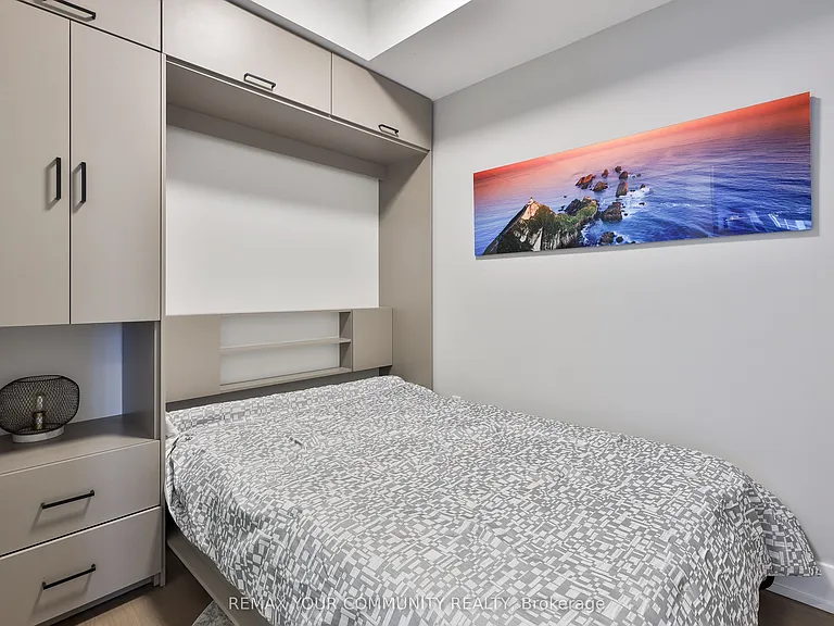 1 Yorkville Ave #4301 — Photo 7