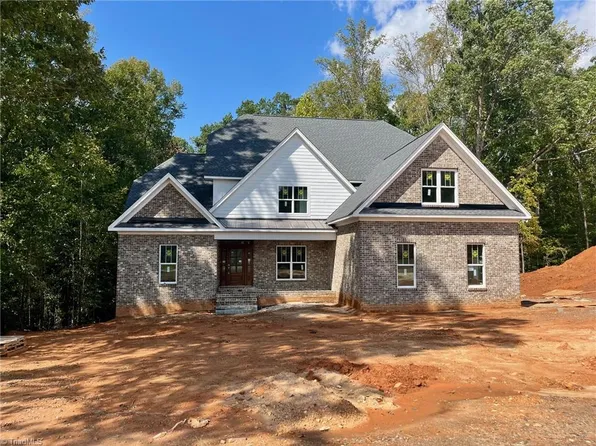 854 Montrachet Ct, Lewisville, NC 27023