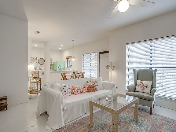 2nd image of 3415 Monticello Park Pl