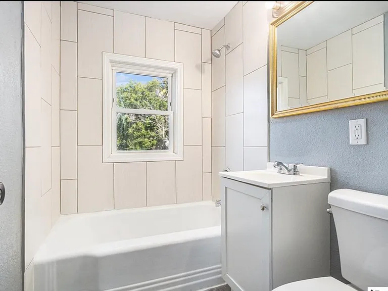 4520 Lafayette Ave #1 — Photo 4