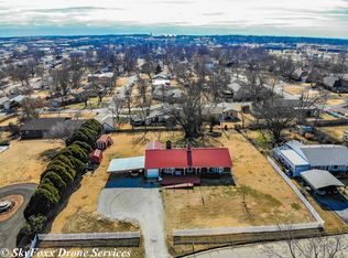 302 Circle Dr, Fort Scott, KS 66701