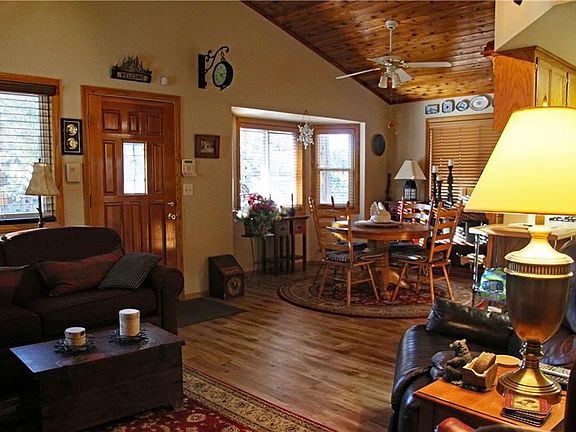 5th image of 805 Holmes Ln