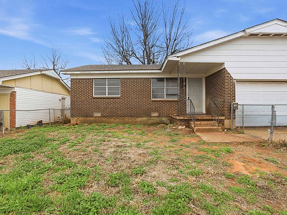 3rd image of 1520 SE 48th Pl