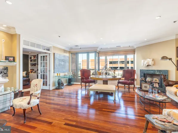 143 S 2nd St APT 502, Philadelphia, PA 19106