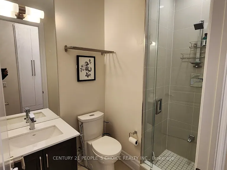 9075 Jane St #Penthouse 03 — Photo 18