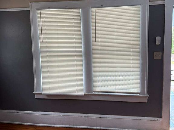 2nd image of 1306 Powhattan St