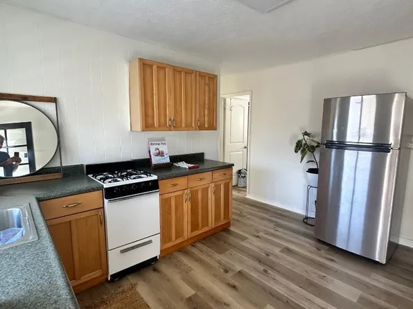 2908 Kalihi St APT B, Honolulu, HI 96819