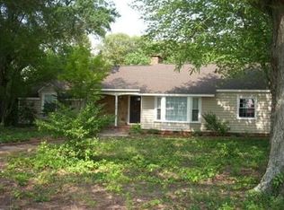 308 S Main St, Broadway, NC 27505