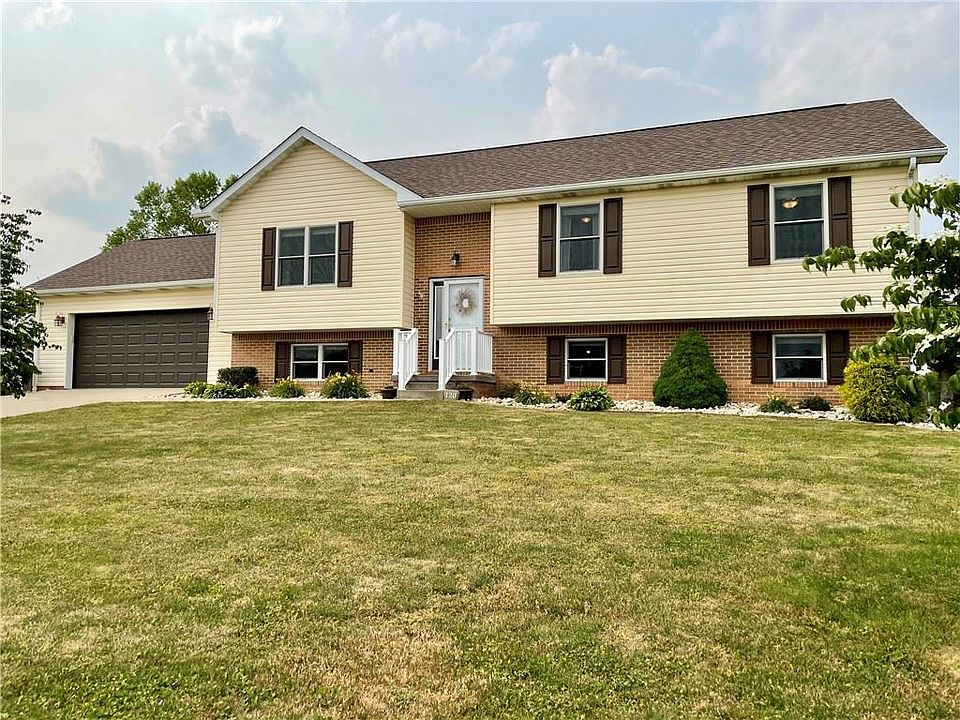 1st image of 120 Jeffrey Dr E