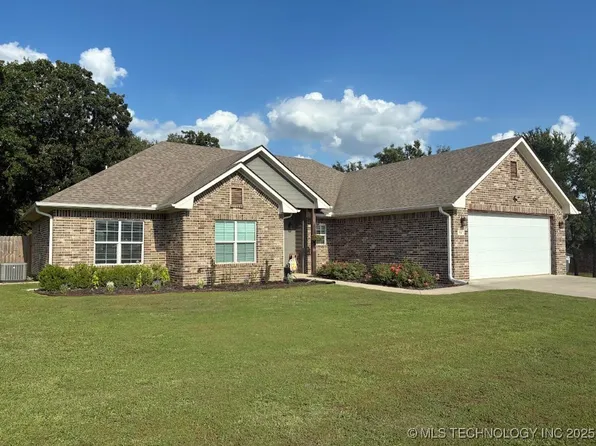 182 Edgewood Cir, Durant, OK 74701
