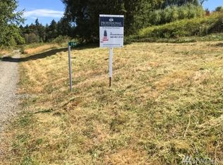 194 Shore Rd, Pt Angeles, WA 98362