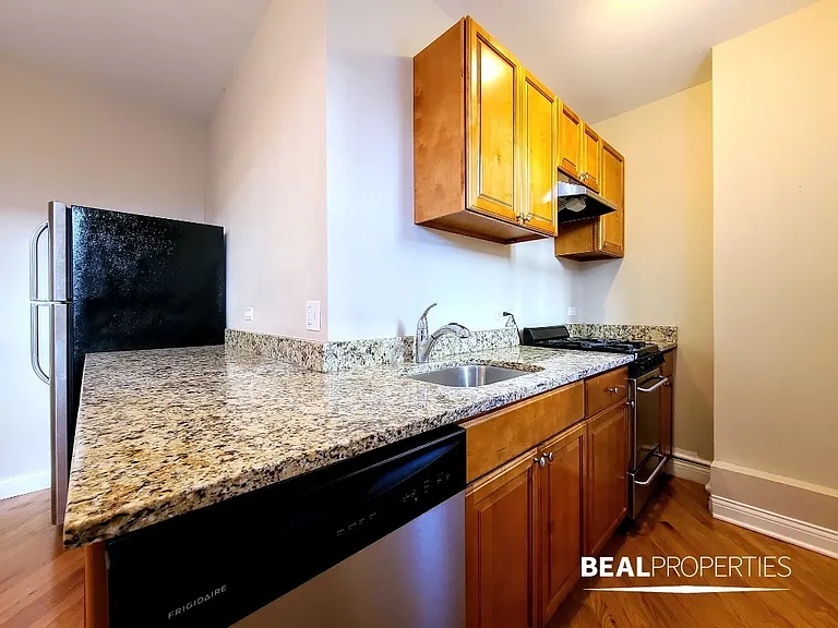 894 Green Bay Rd #2 — Photo 5