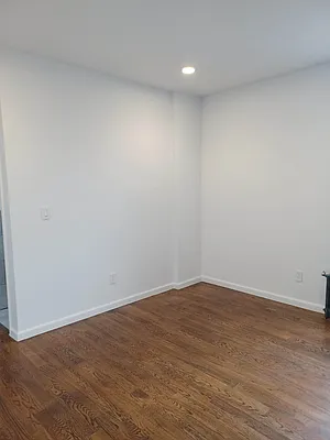 Rented by Reyes & Elsamad Real Estate Group | media 17