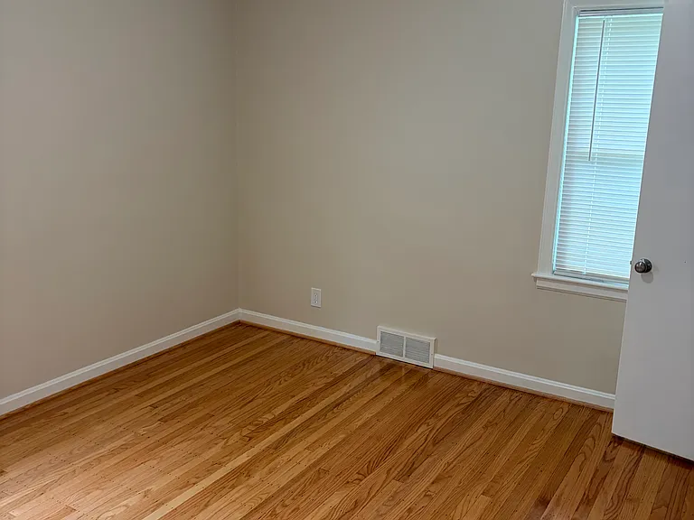3810 Chevy Chase Rd — Photo 7