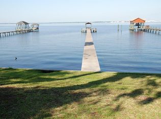 8228 Jose Cir W, Jacksonville, FL 32217