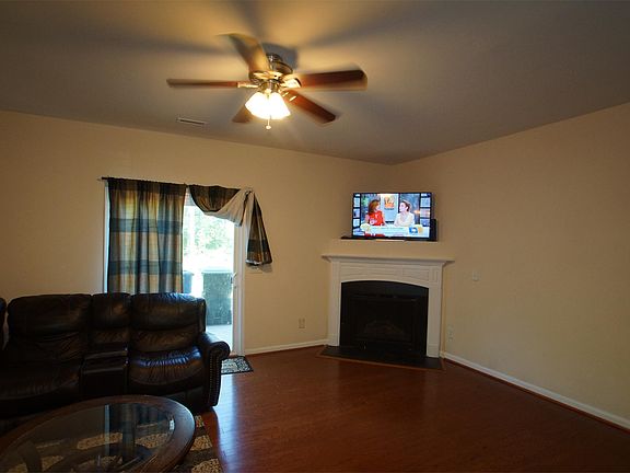 5th image of 2236 Stoney Spring Dr #1