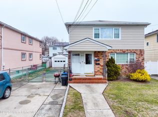 215 Atlantic Ave, Staten Island, NY 10305