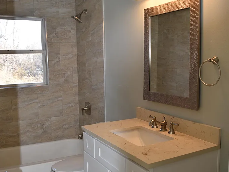 980 W Lawson St — Photo 10