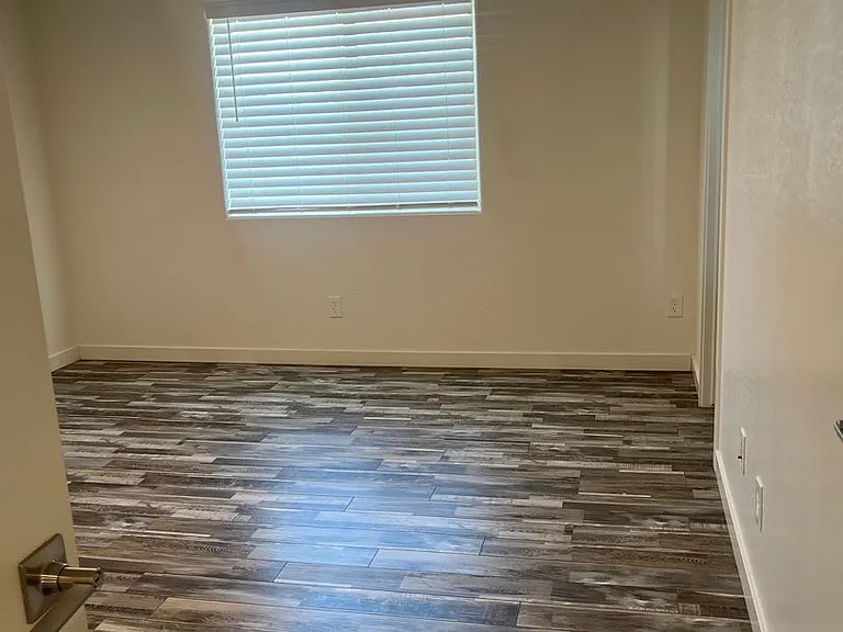4200 N Viewpoint Dr — Photo 15