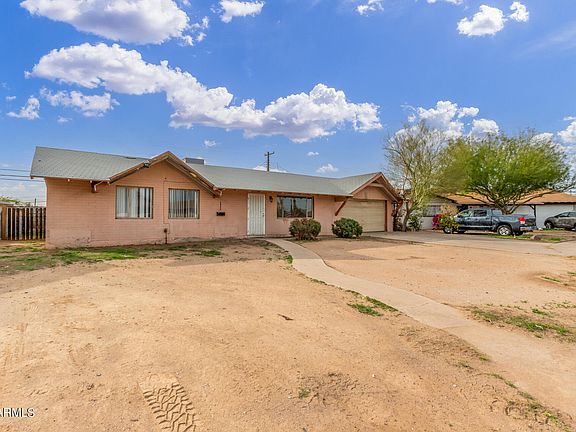 3rd image of 2920 N 54TH Drive
