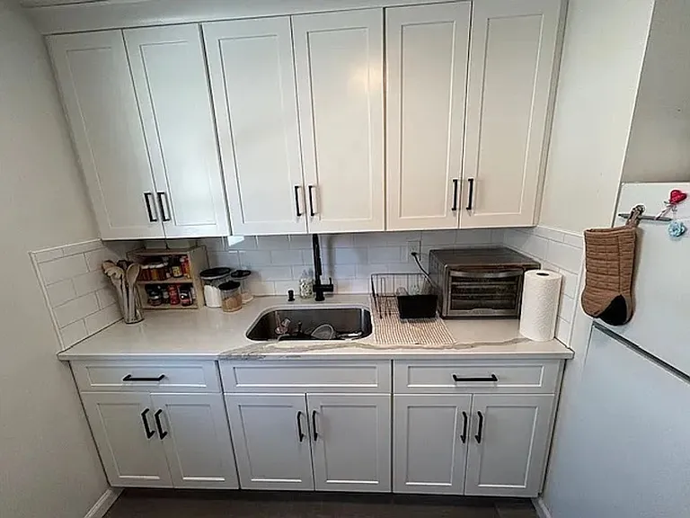 156 Main St #B1 — Photo 4