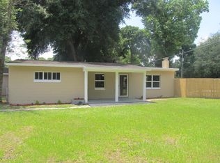 1320 King Arthur Rd, Jacksonville, FL 32211