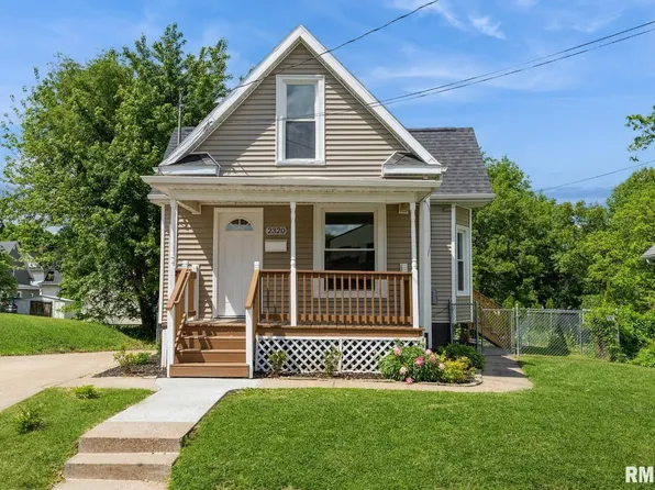 2320 E High St, Davenport, IA 52803